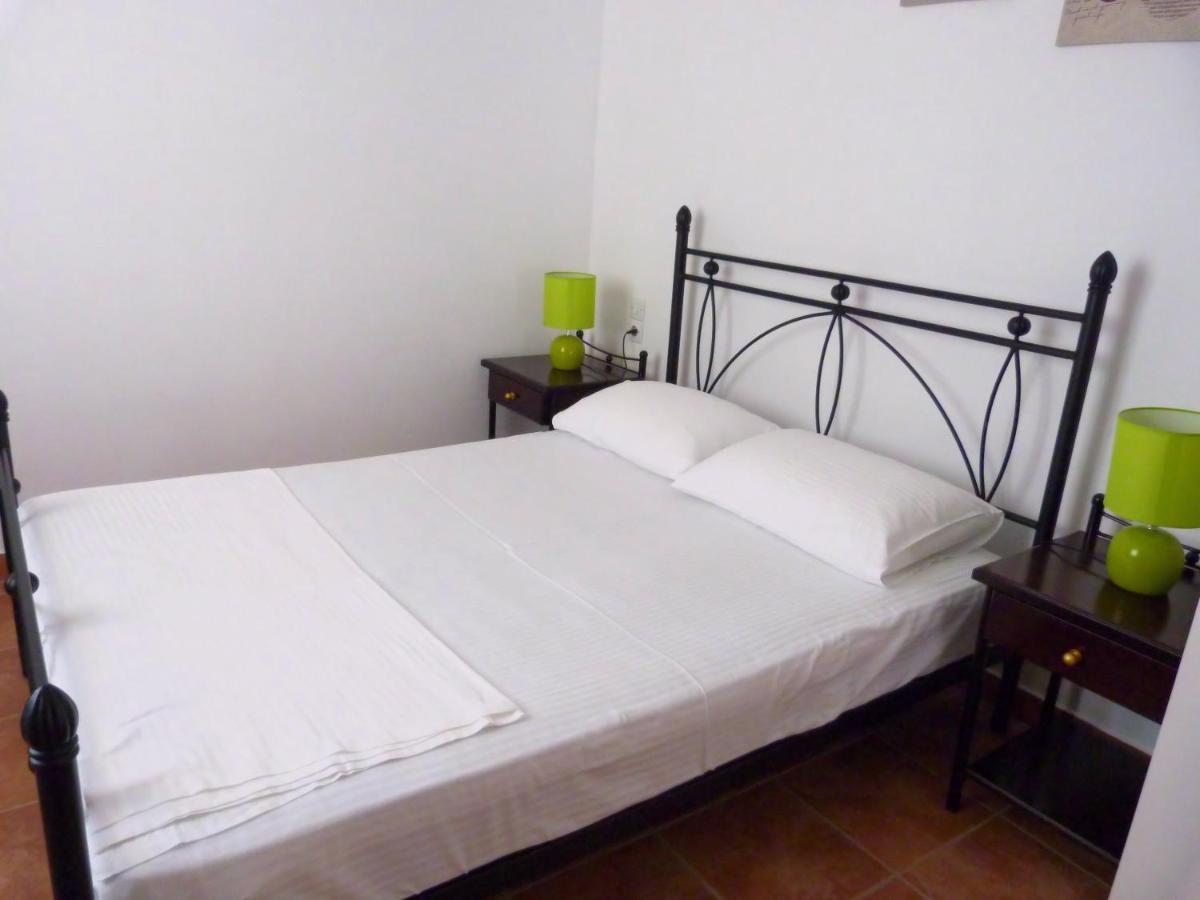 Ioli Apartments Alopronia Екстериор снимка