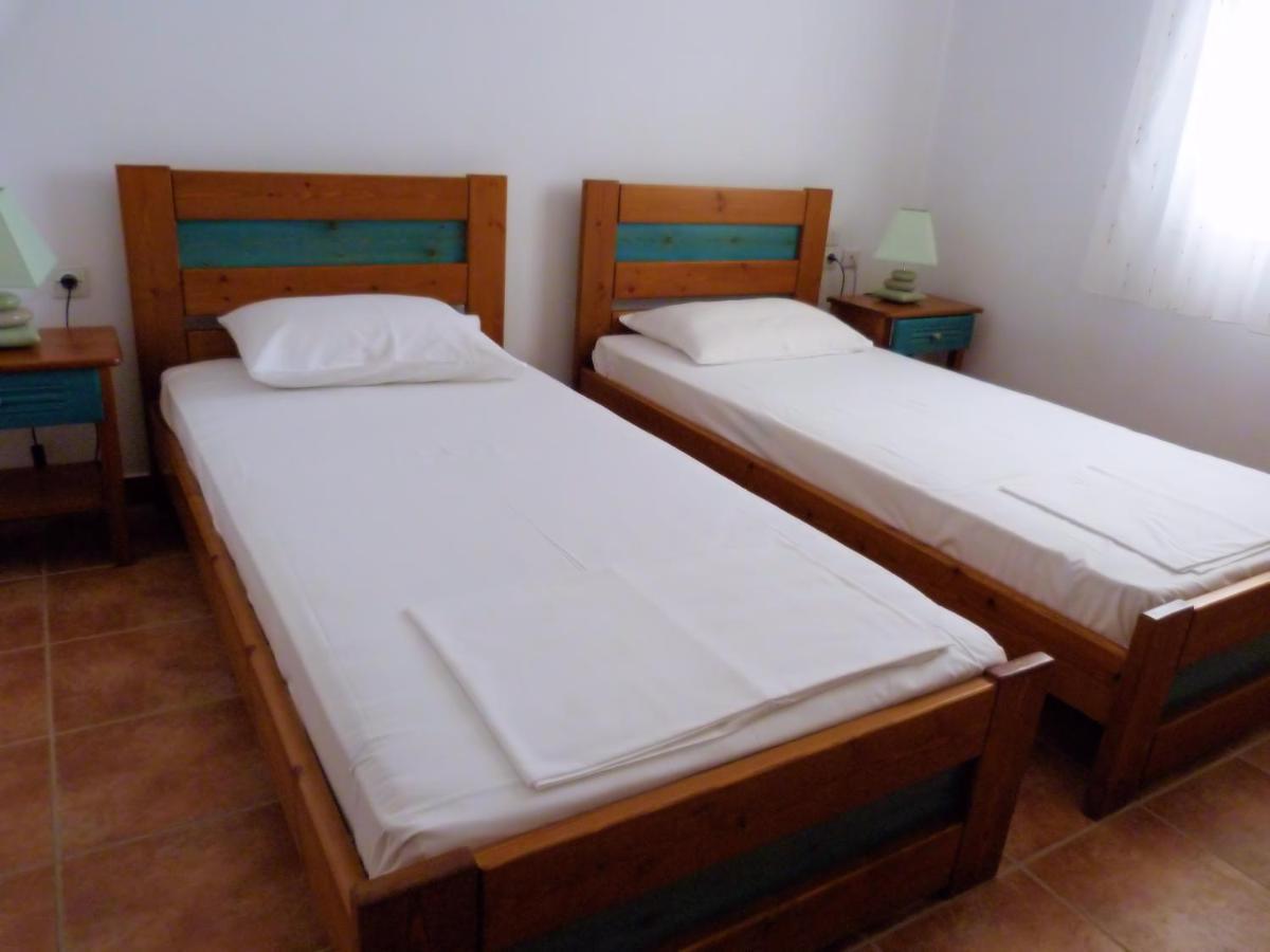 Ioli Apartments Alopronia Екстериор снимка