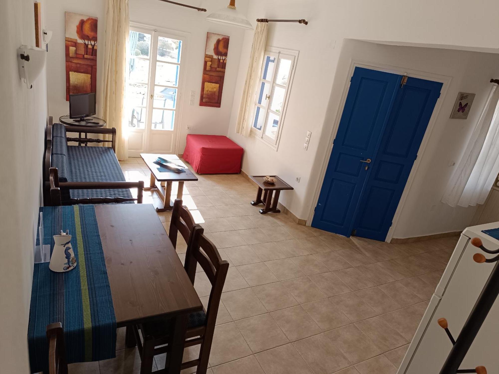 Ioli Apartments Alopronia Екстериор снимка