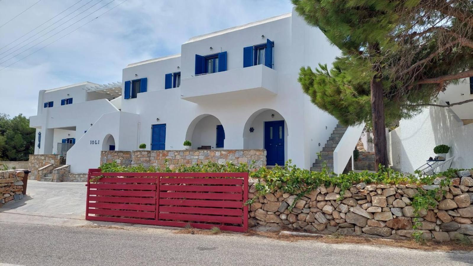 Ioli Apartments Alopronia Екстериор снимка