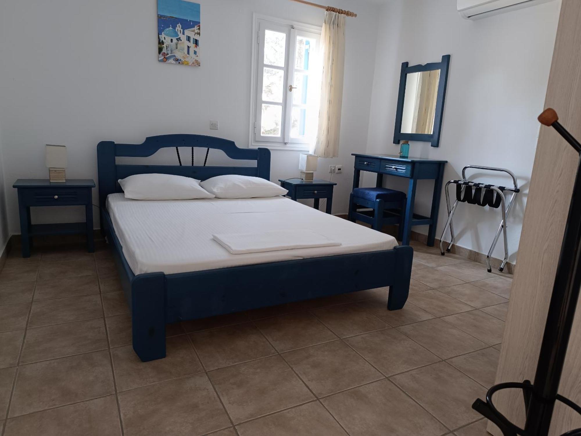 Ioli Apartments Alopronia Екстериор снимка