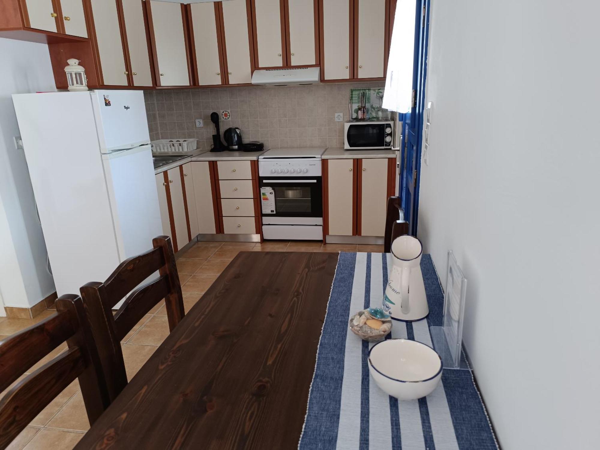 Ioli Apartments Alopronia Екстериор снимка